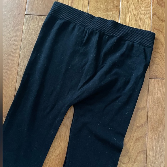 Black legging for girls with discreet flowers - Picture 6 of 9